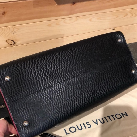 LOUIS VUITTON EPI Vaneau GM Black Hot Pink EUC - Picture 14 of 16